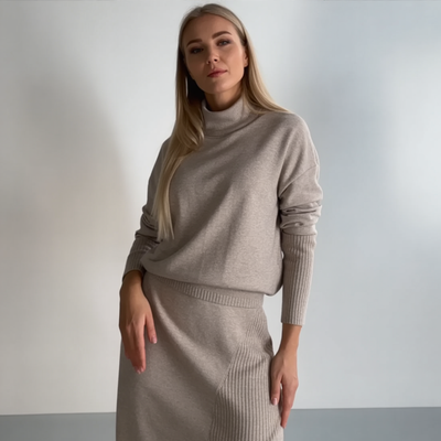 DILIA -  Sett med elegante strikkeplagg, Kjole for kvinner